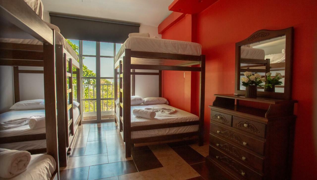Hollywood Beach Suite Cartagène Extérieur photo